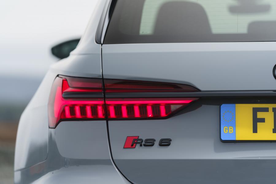 Детали экстерьера Audi RS6 Avant (C8) 2020 года  (UK) (фото 104 из 150)